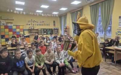 Školski medni dan s hrvatskih pčelinjaka