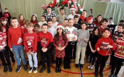 Iz medija: “Toplina koja spaja: OŠ Julija Kempfa ponovno dirnula srca svojom blagdanskom izložbom Prilika za sve“